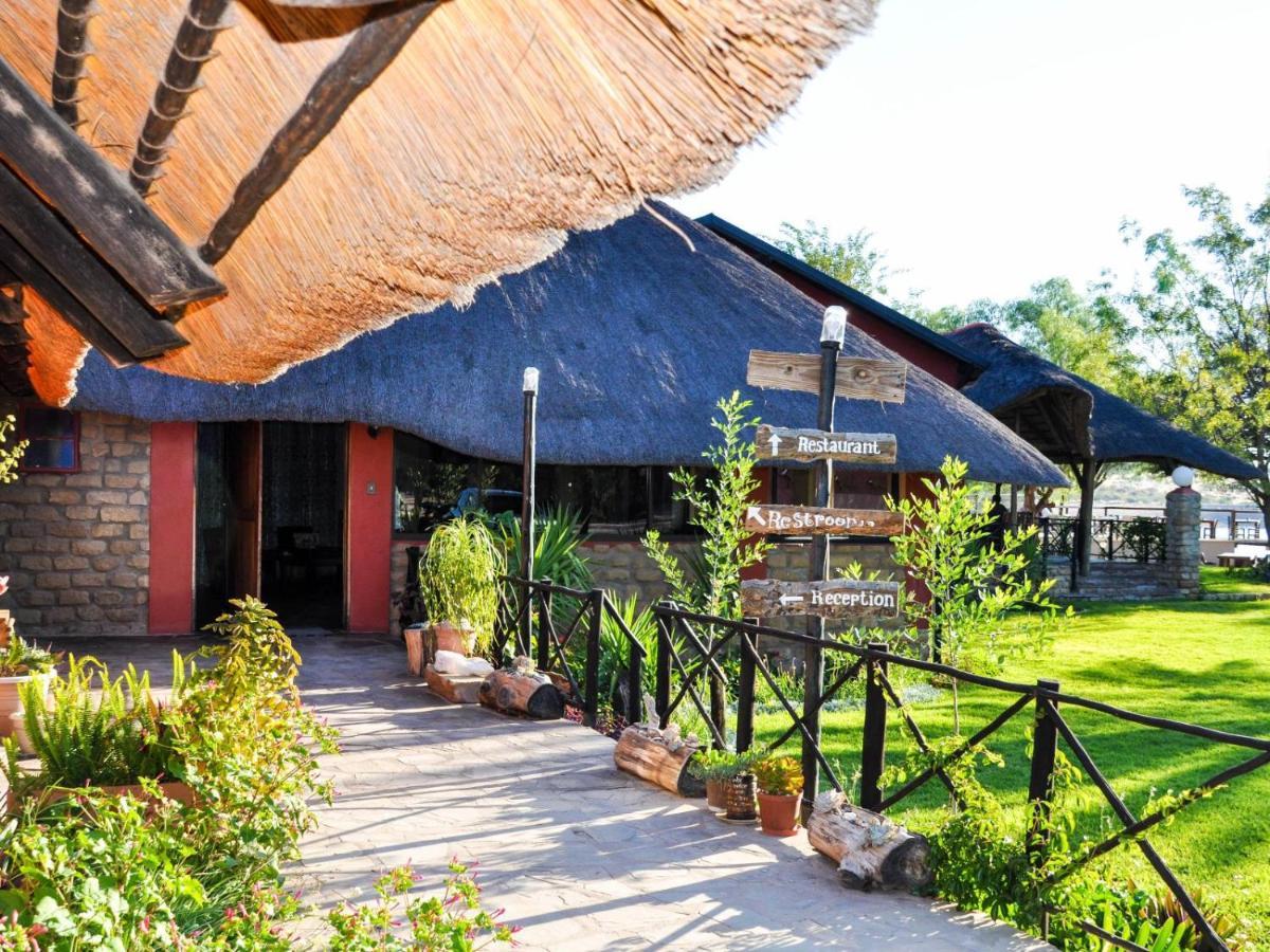 Die Dam - Transkalahari End Resort Gobabis Ngoại thất bức ảnh